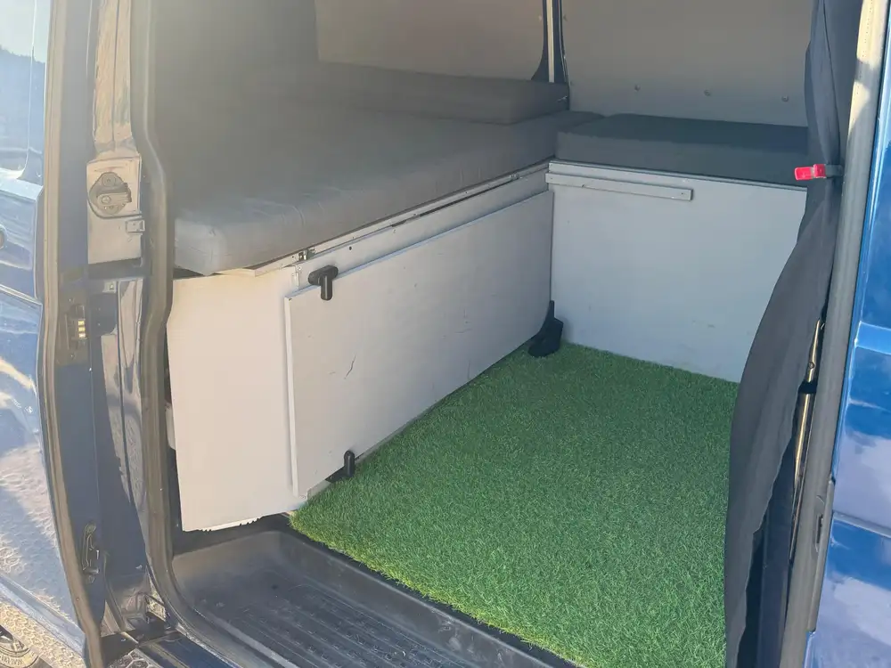 VOLKSWAGEN transporter