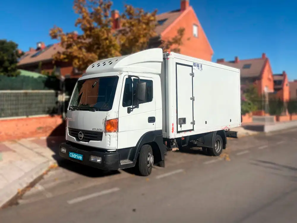 NISSAN cabstar
