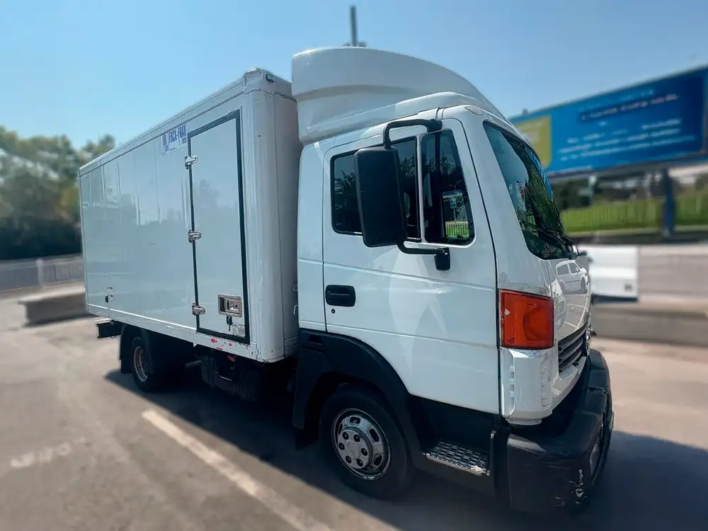 NISSAN cabstar