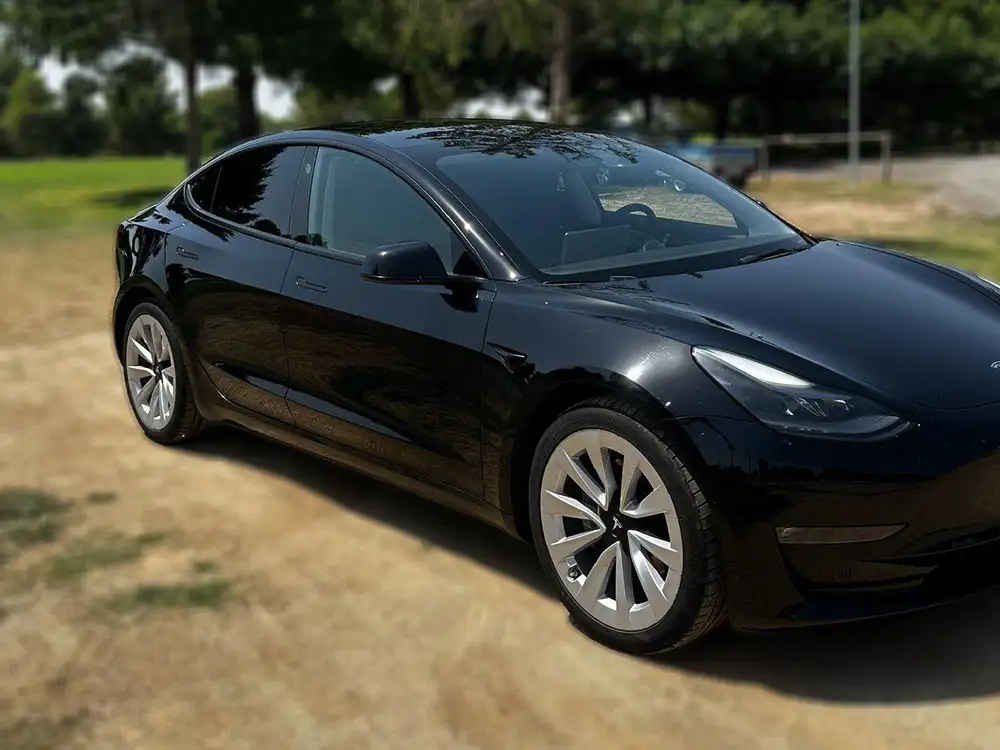 TESLA model 3