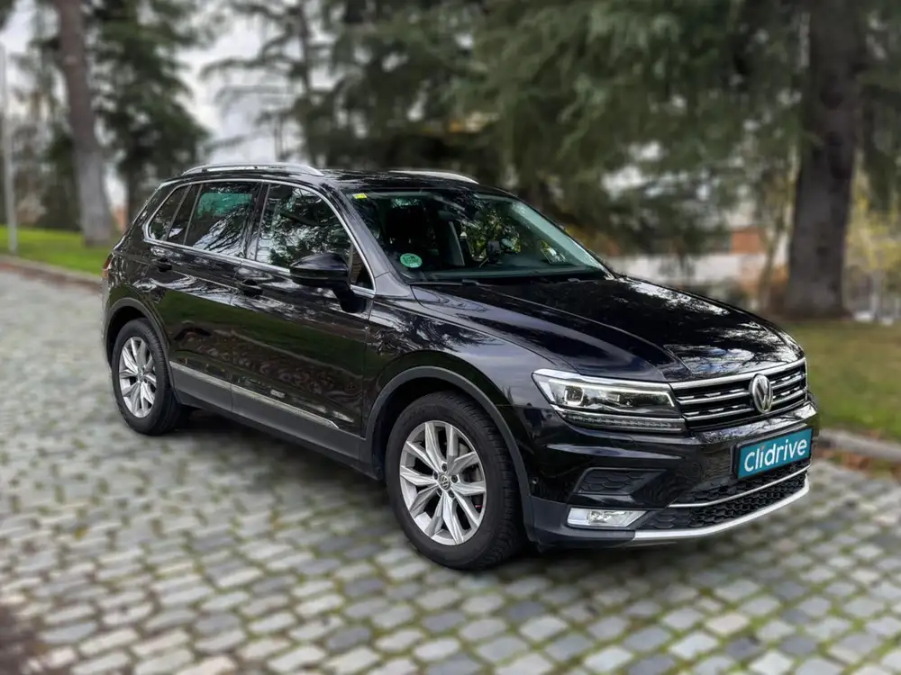 VOLKSWAGEN tiguan