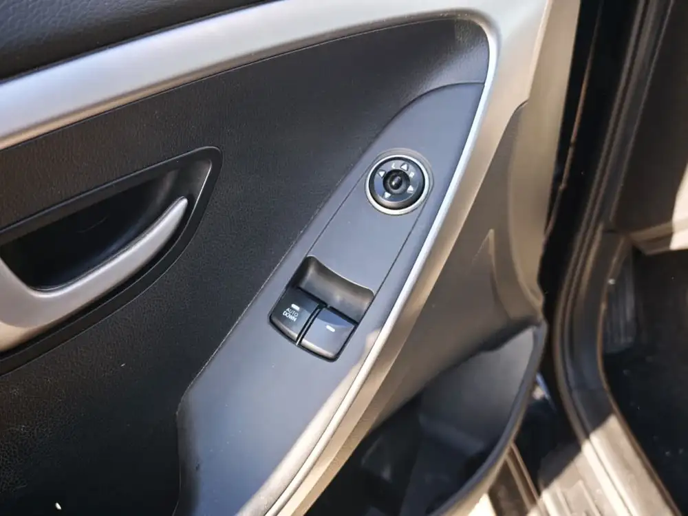 HYUNDAI i30 - Foto 13 | Clidrive