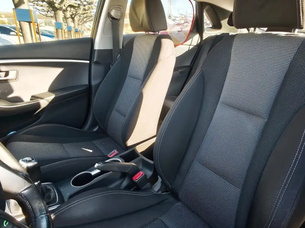 HYUNDAI i30 - Foto 14 | Clidrive