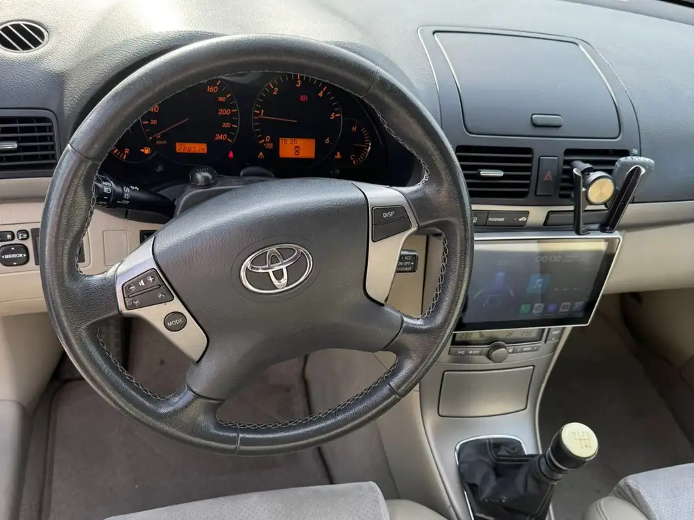 TOYOTA avensis - Foto 8 | Clidrive