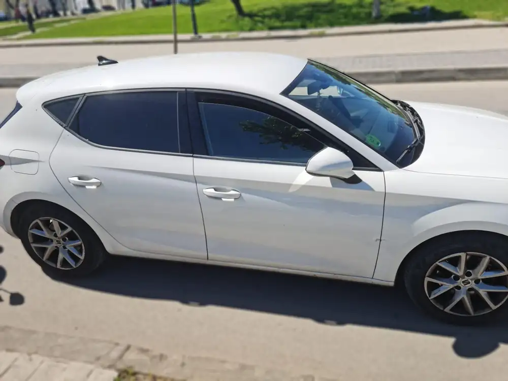 SEAT leon