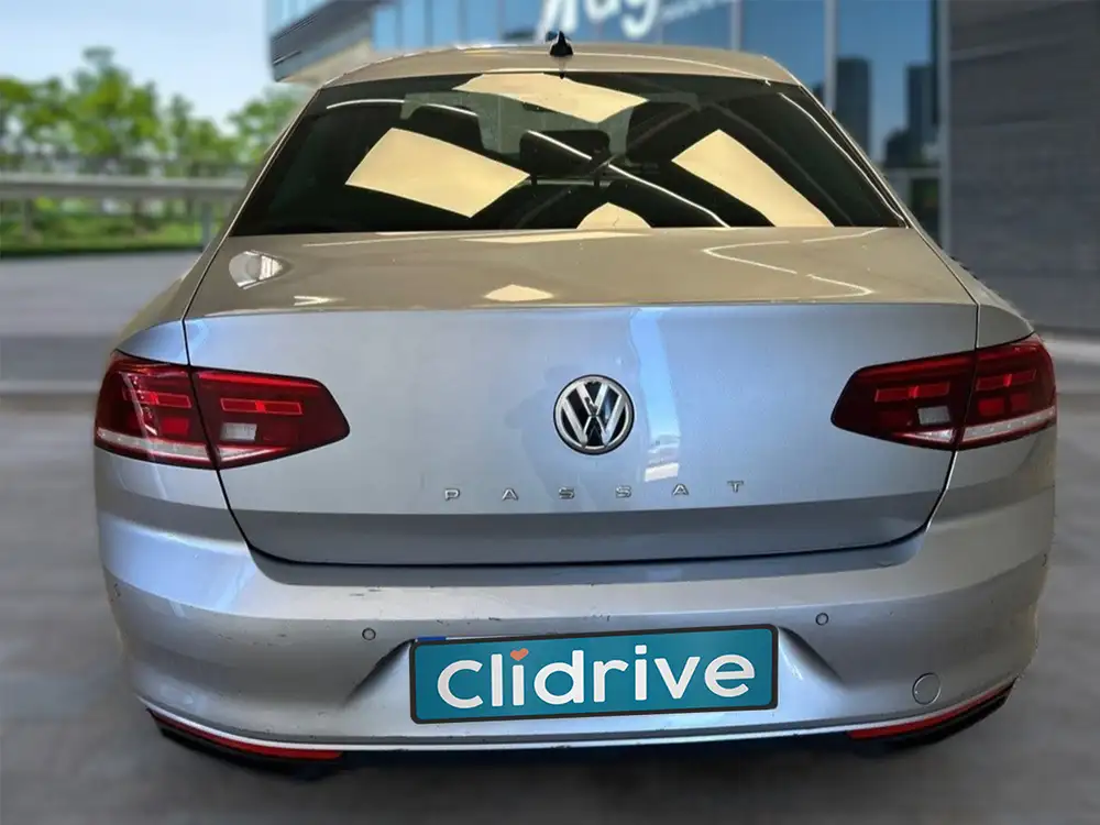 VOLKSWAGEN passat - Foto 6 | Clidrive