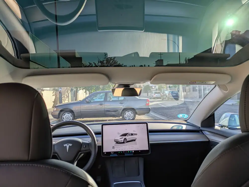 TESLA model 3