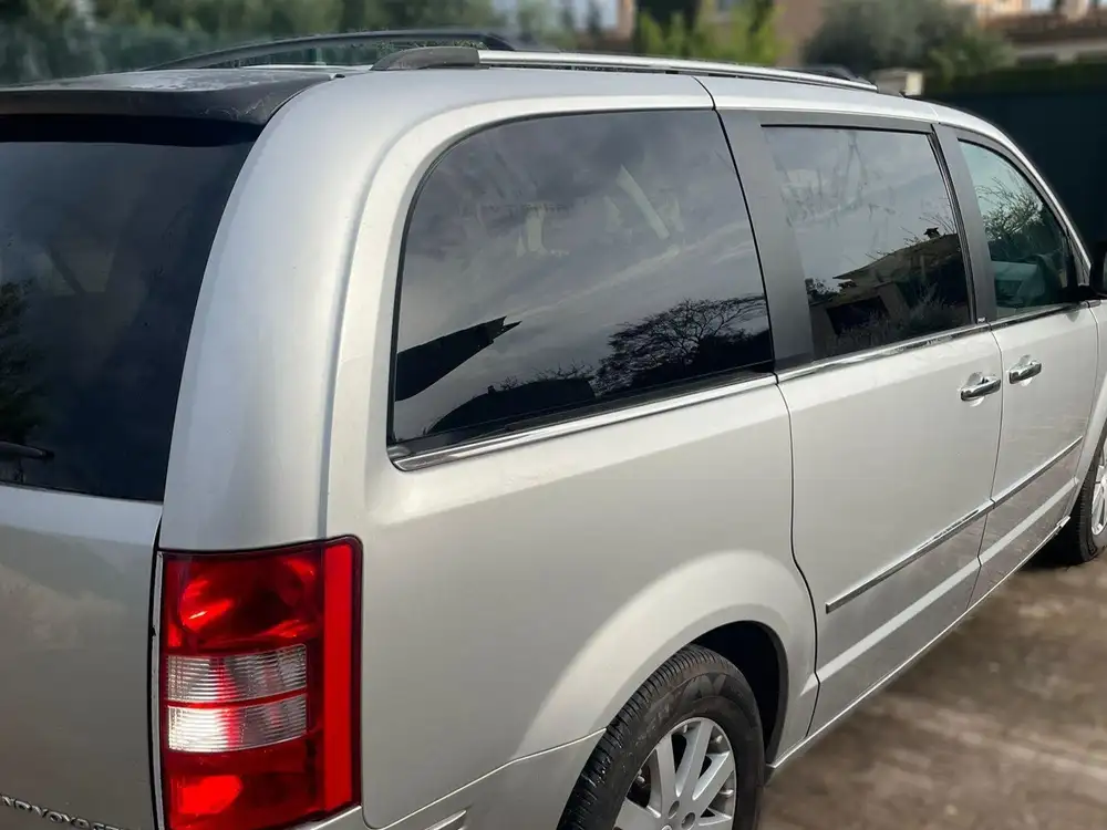 CHRYSLER grand voyager