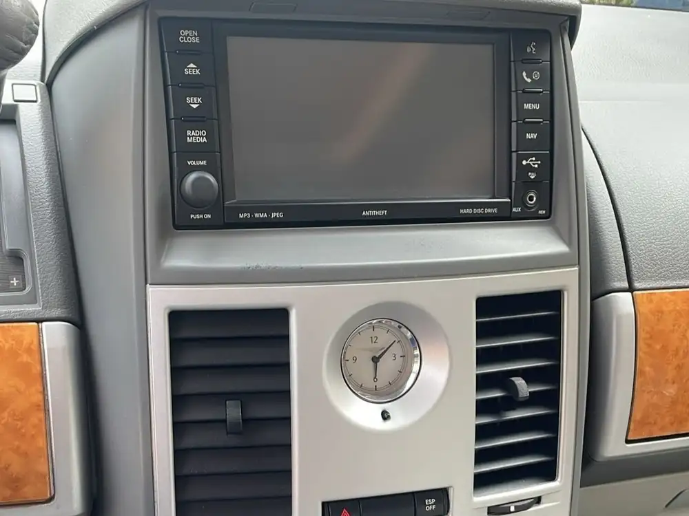 CHRYSLER grand voyager