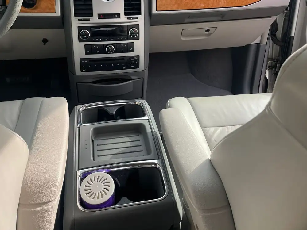 CHRYSLER grand voyager