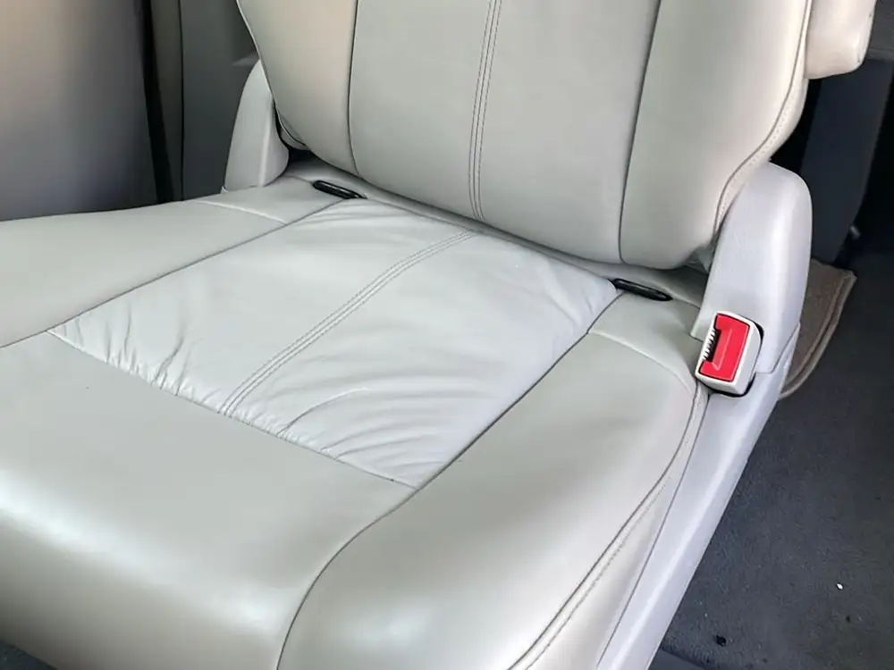 CHRYSLER grand voyager