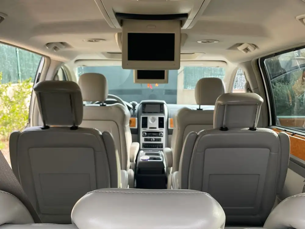 CHRYSLER grand voyager