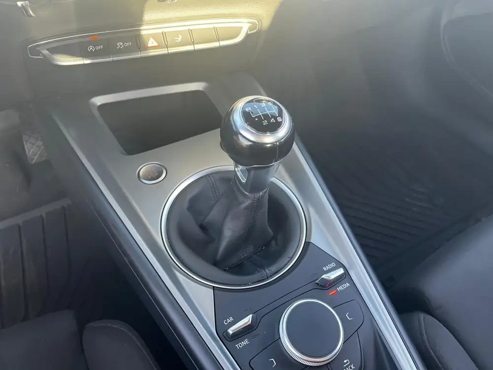 AUDI tt