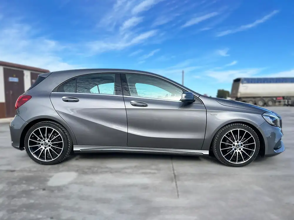 MERCEDES clase a