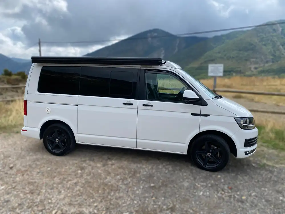 VOLKSWAGEN caravelle