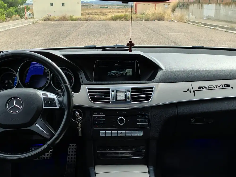 MERCEDES clase e
