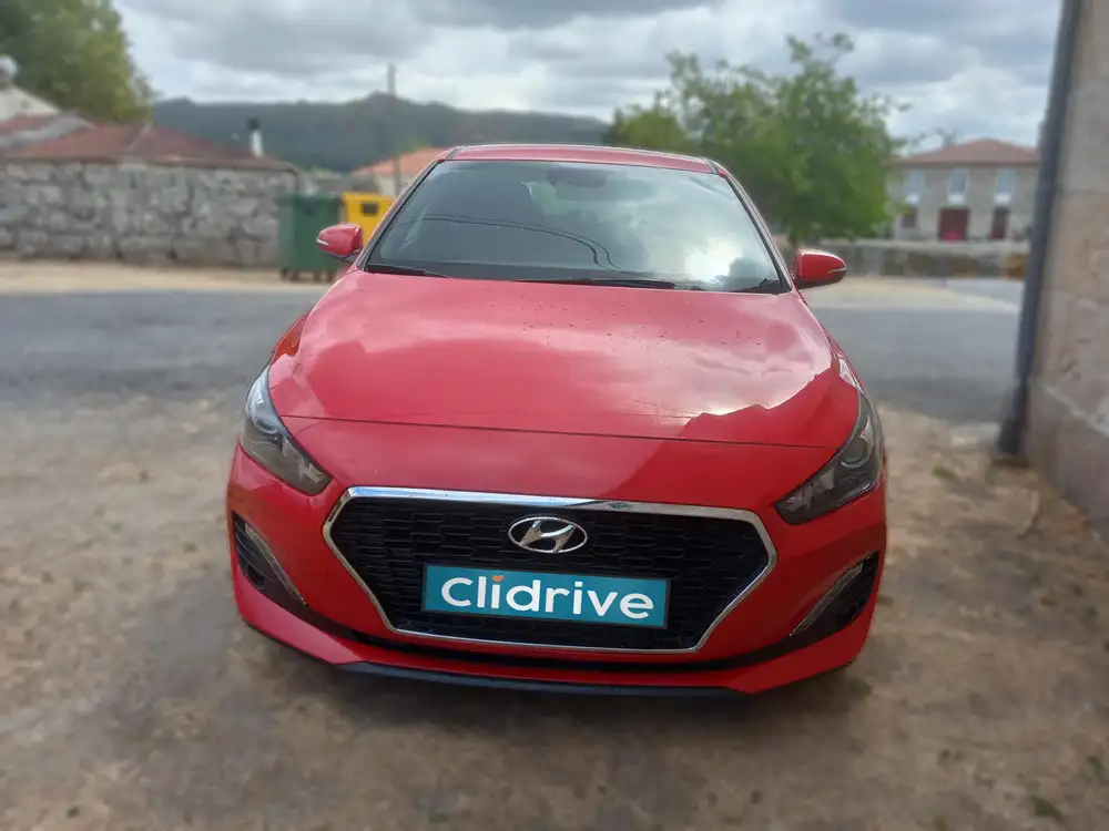 HYUNDAI i30