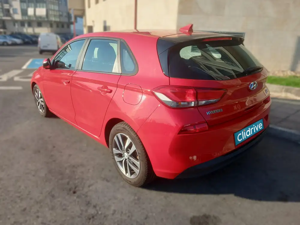 HYUNDAI i30