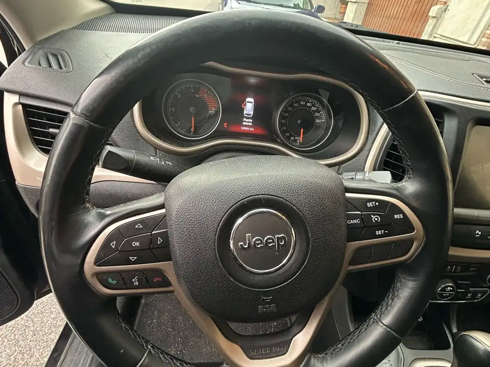JEEP cherokee