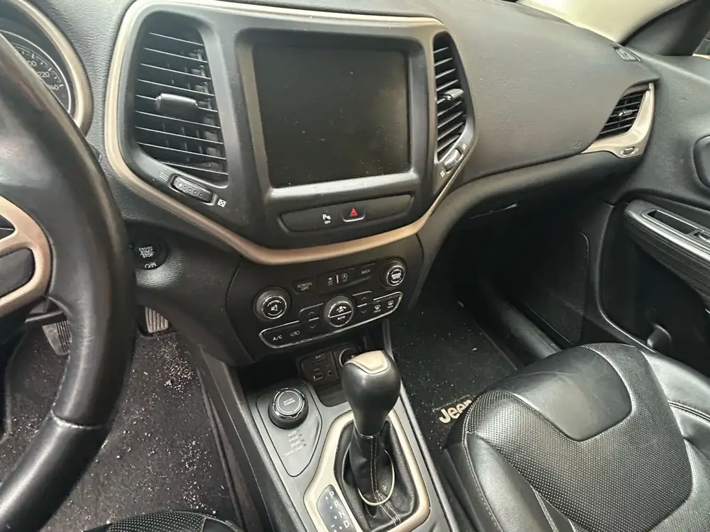 JEEP cherokee
