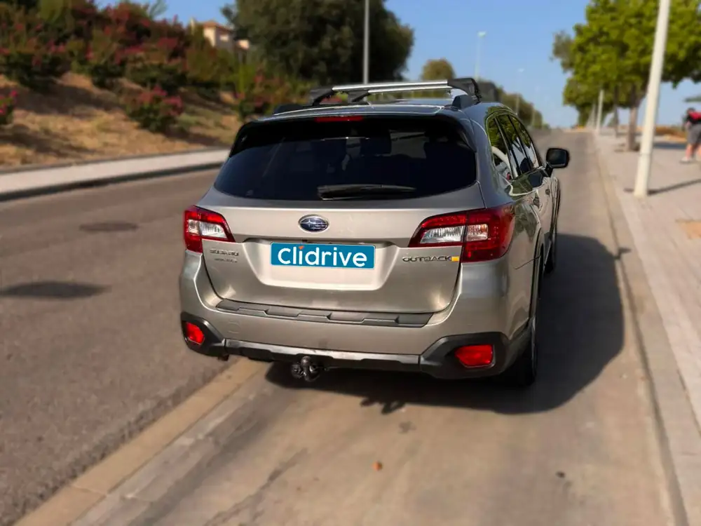 SUBARU outback