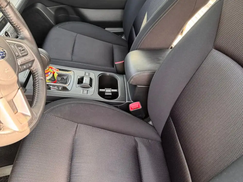 SUBARU outback