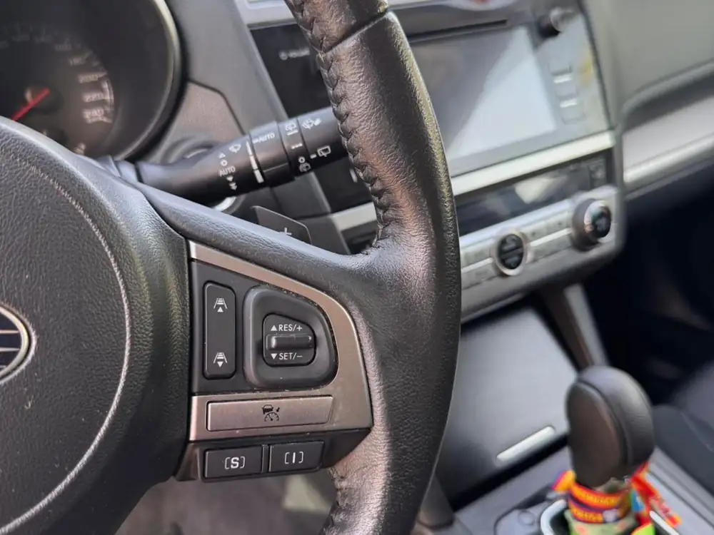 SUBARU outback