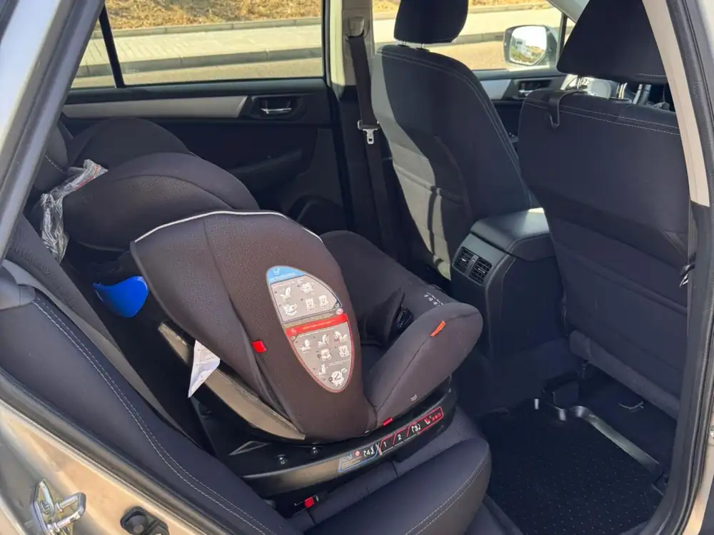 SUBARU outback