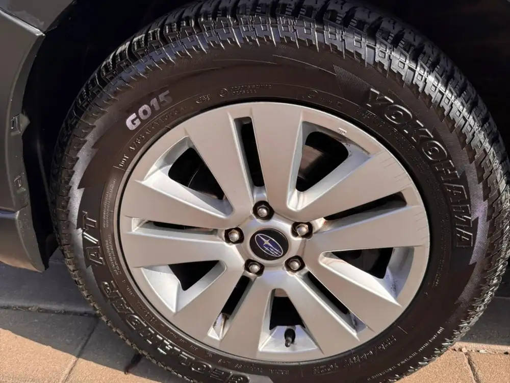 SUBARU outback
