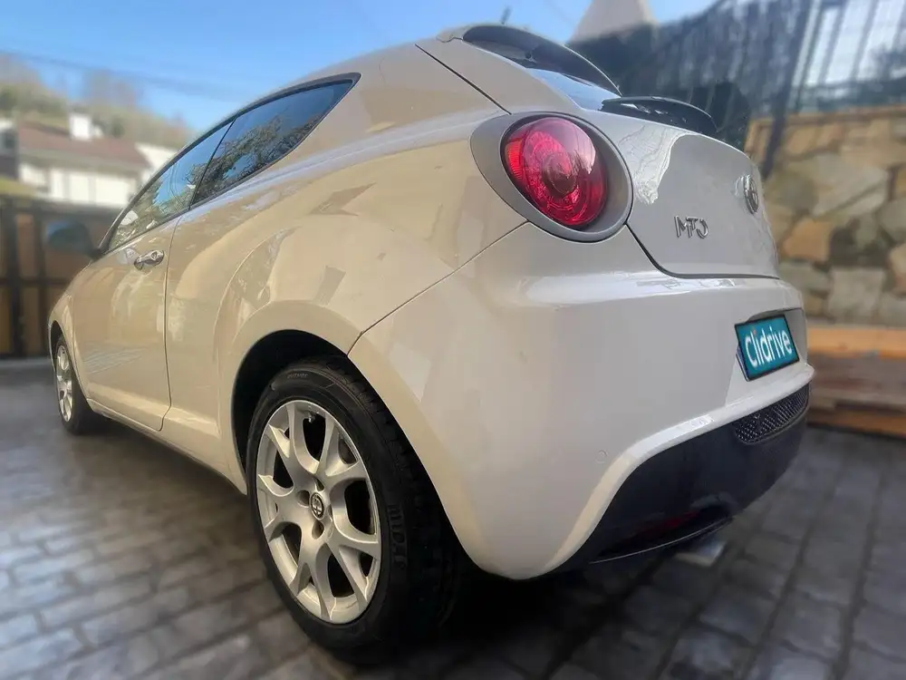 ALFA ROMEO mito