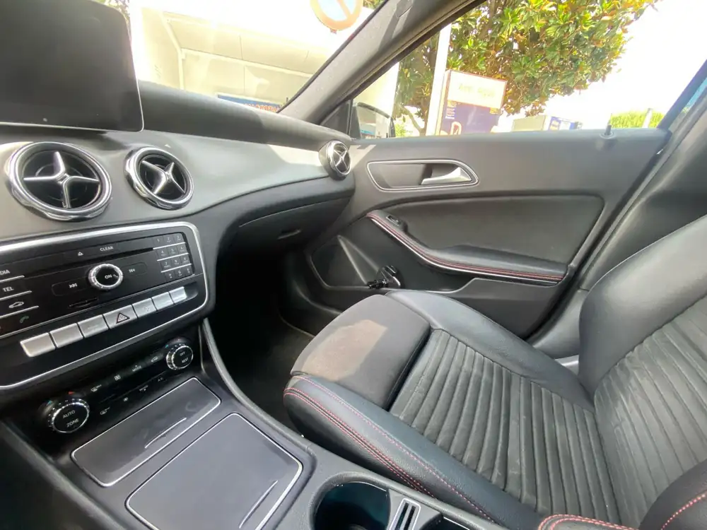 MERCEDES clase gla