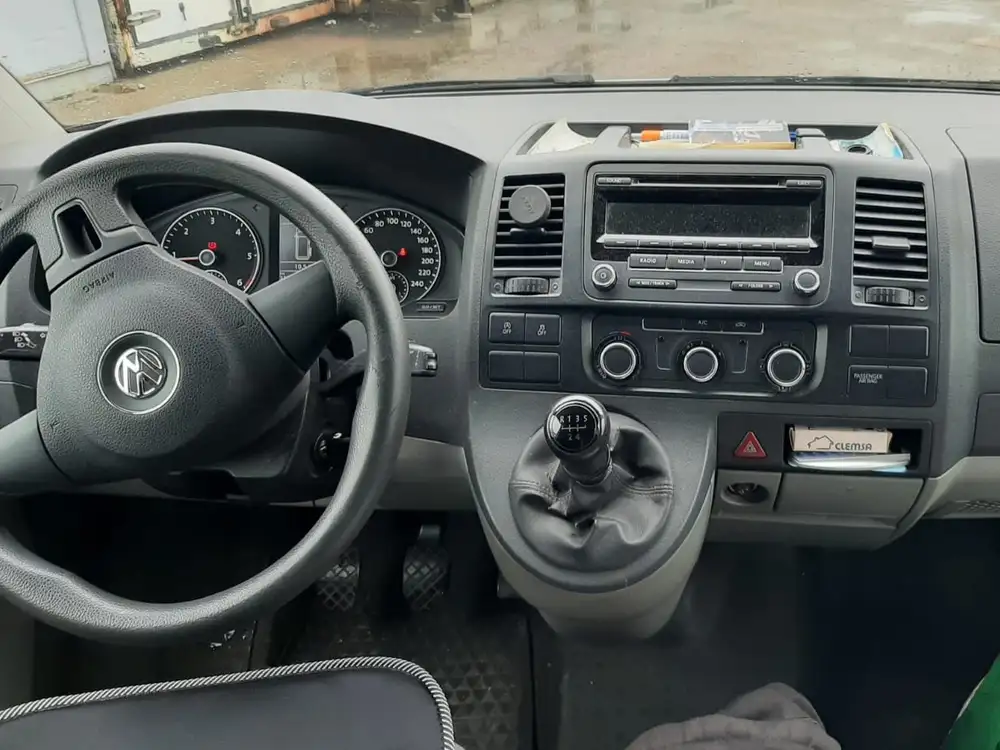 VOLKSWAGEN transporter