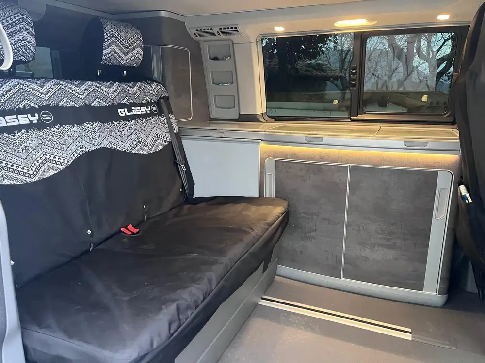 VOLKSWAGEN california