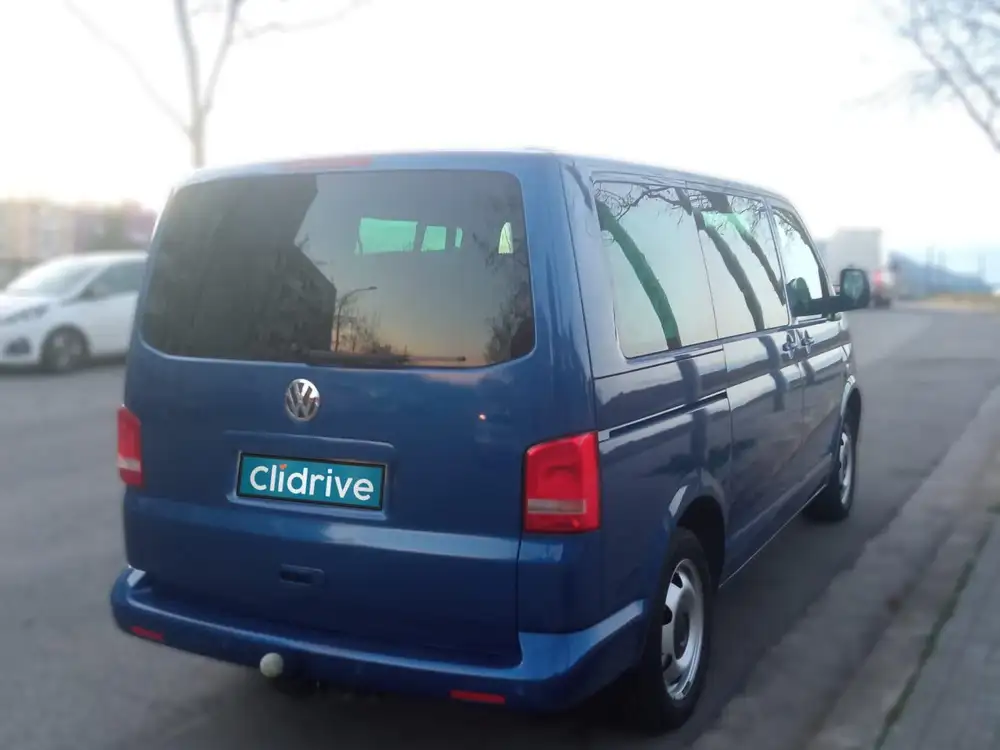 VOLKSWAGEN multivan