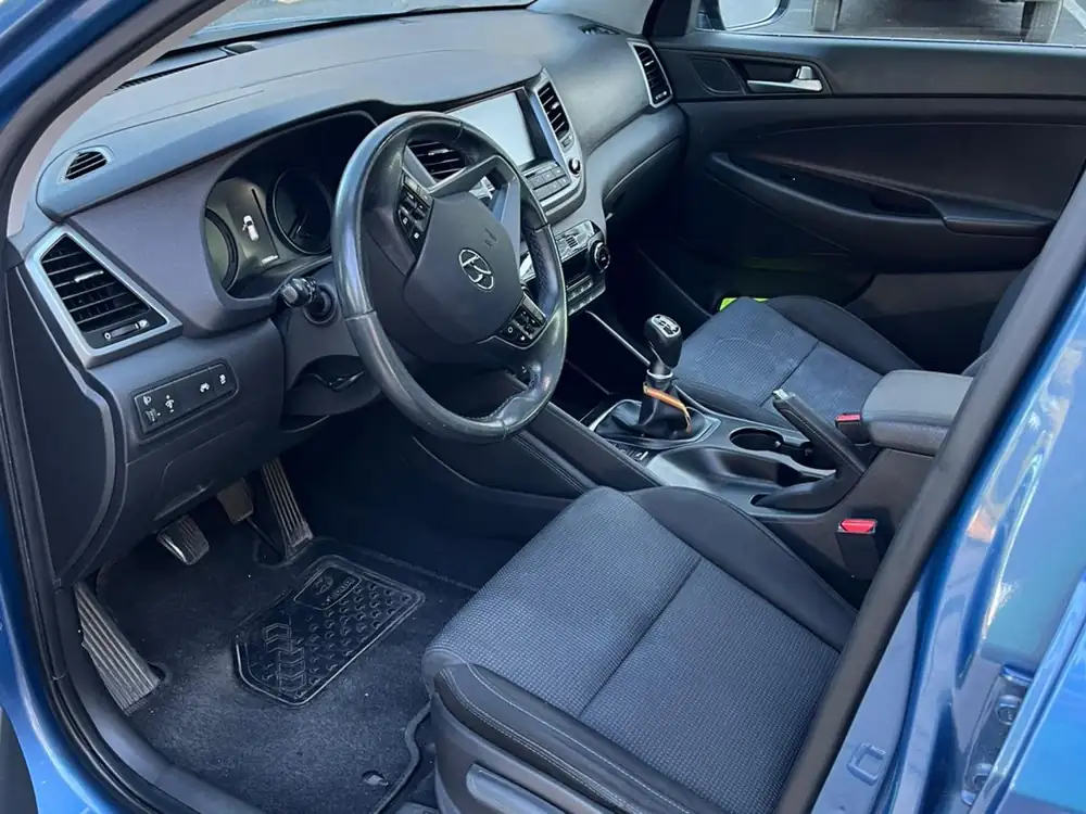 HYUNDAI tucson