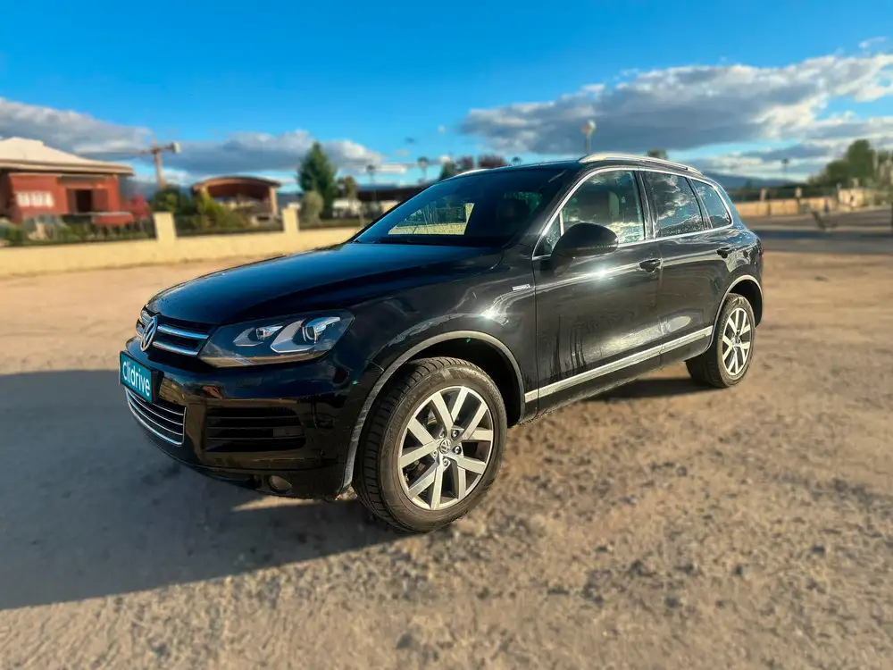 VOLKSWAGEN touareg