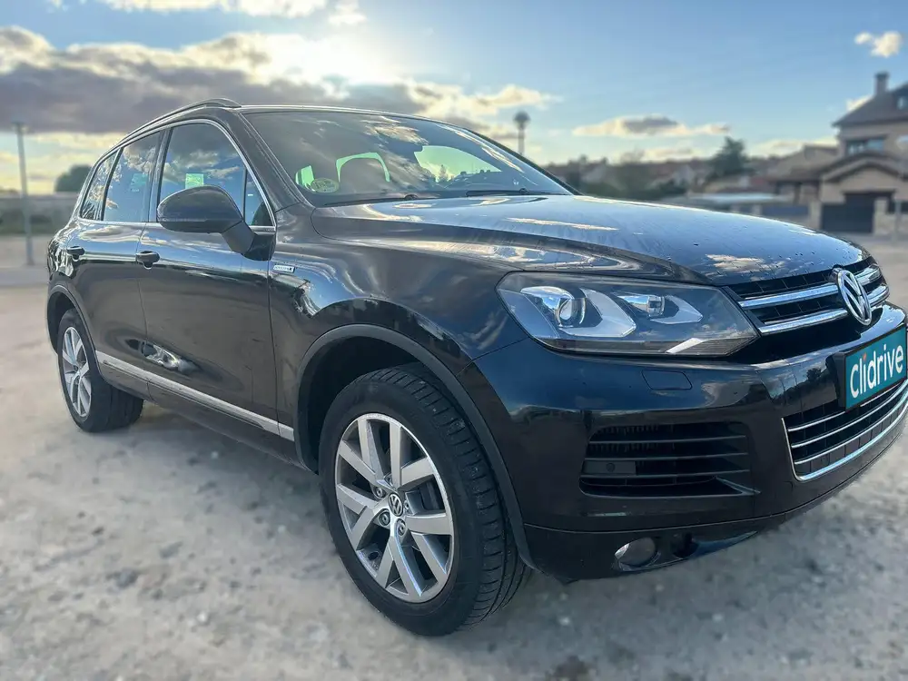 VOLKSWAGEN touareg