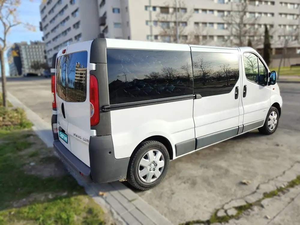 OPEL vivaro