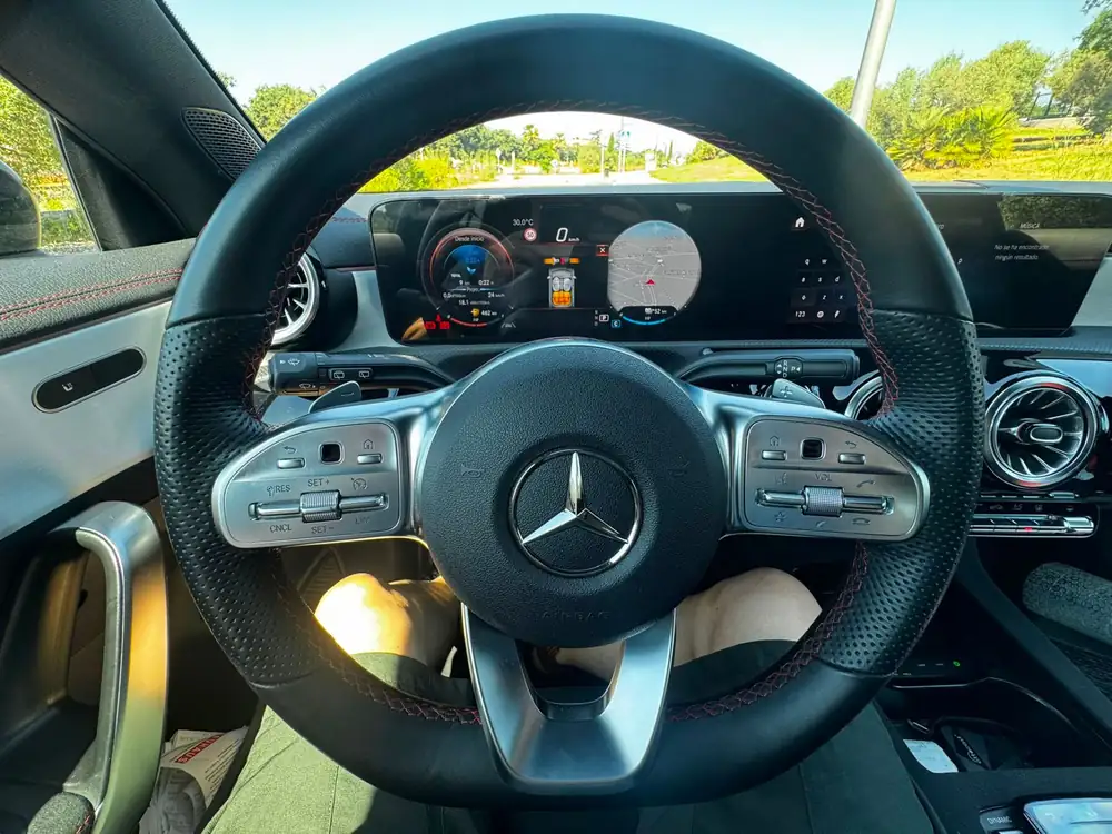 MERCEDES cla