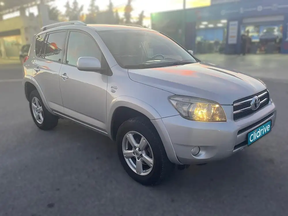 TOYOTA rav4
