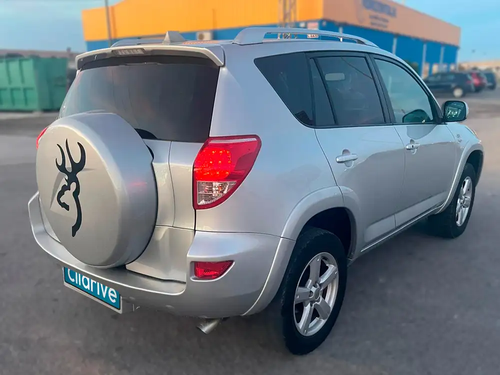 TOYOTA rav4