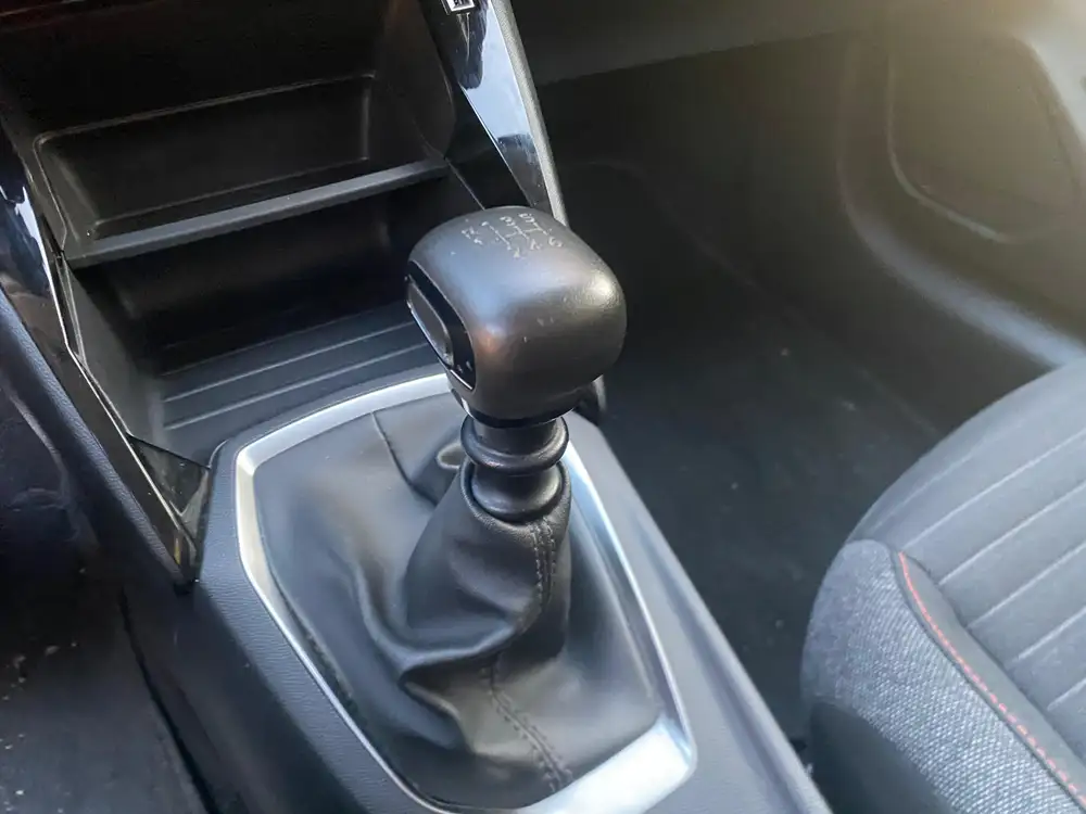 PEUGEOT 208 - Foto 15 | Clidrive