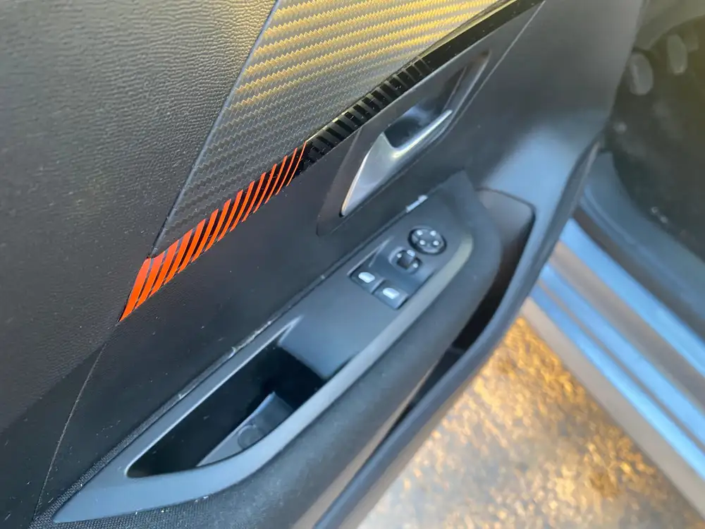 PEUGEOT 208 - Foto 17 | Clidrive