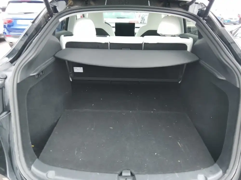 TESLA model y - Foto 11 | Clidrive