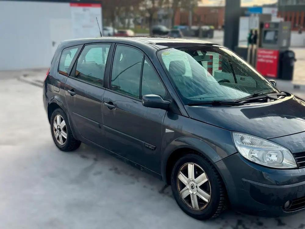 RENAULT grand scenic