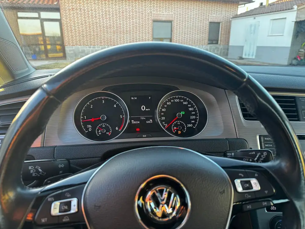 VOLKSWAGEN golf - Foto 7 | Clidrive