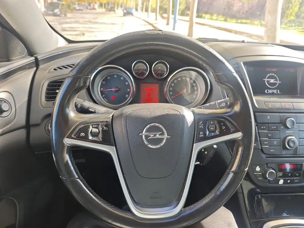 OPEL insignia