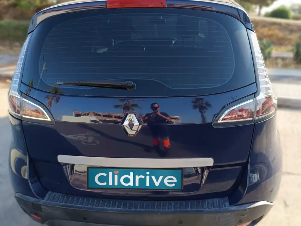 RENAULT scenic