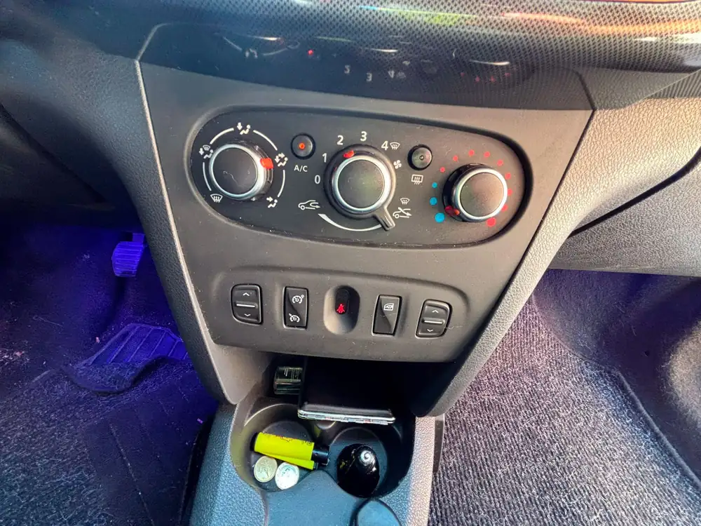 DACIA sandero