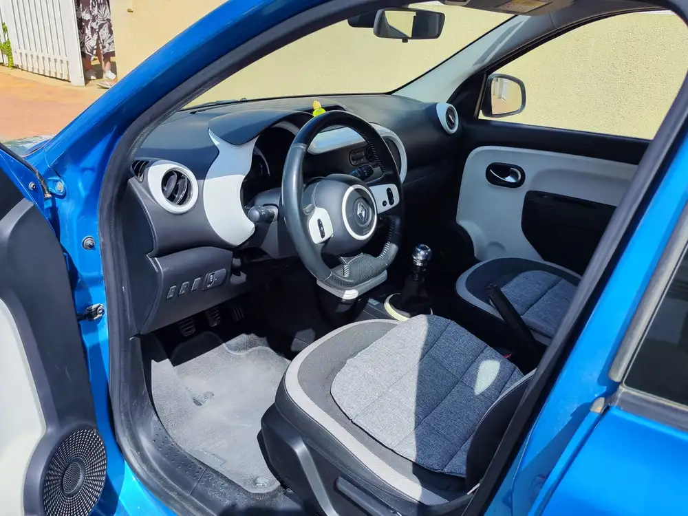 RENAULT twingo